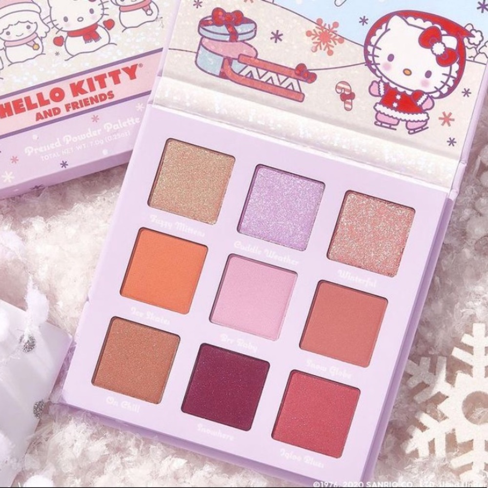 ♥️Hello Kitty Snow Much Fun Eyeshadow Palette♥️